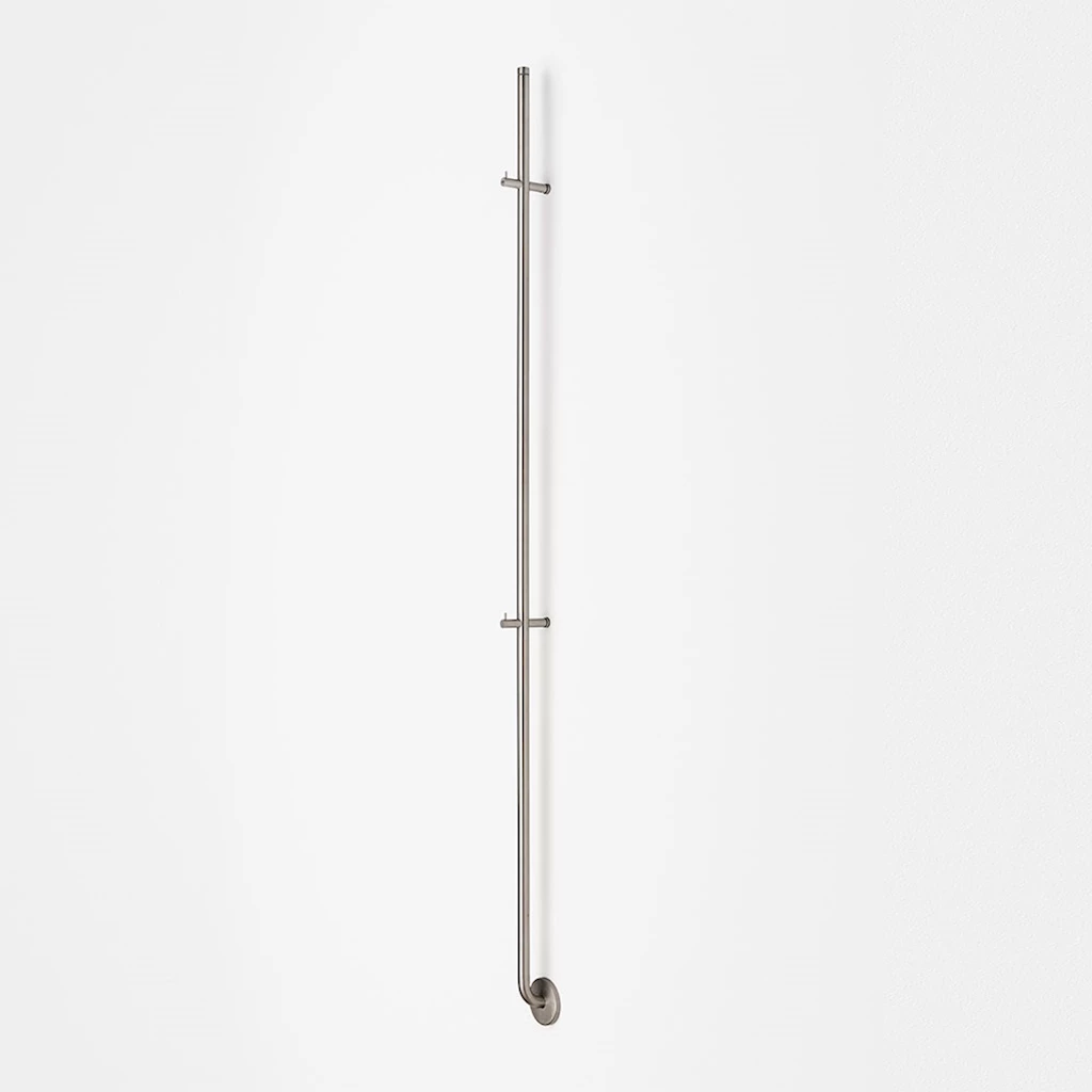 Line håndkletørker i børstet stål Line håndkletørker i børstet stål